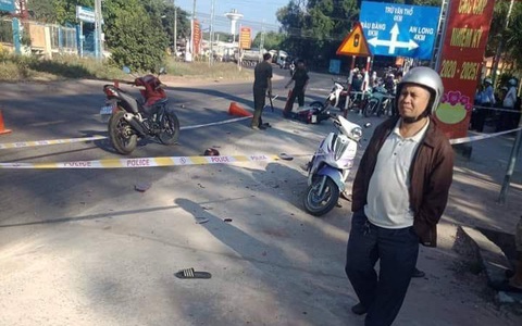 Bình Dương: Truy bắt 2 kẻ trộm điện thoại, phó công an xã bị tông xe, kéo lê trên đường chấn thương nặng