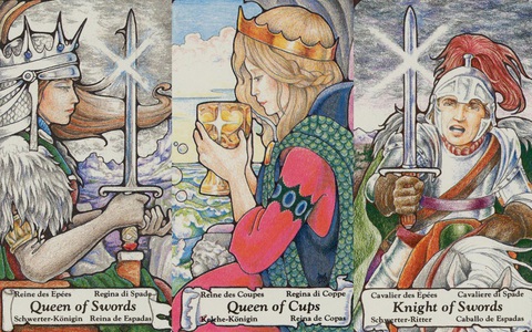 Rút một lá bài Tarot để biết cuộc sống của bạn trong những ngày cuối năm này có bình yên, thuận lợi hay không