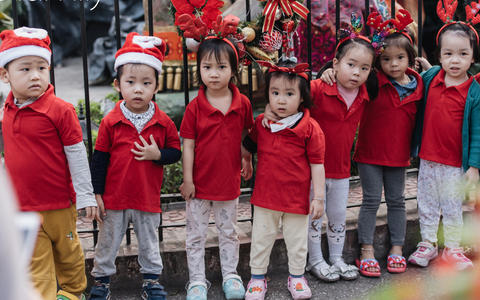 Noel 2019 cận kề, loạt địa chỉ trang trí hoành tráng như nhà thờ Lớn, trung tâm thương mại "sống ảo" cực xịn cho hội chị em Hà Nội
