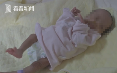 Bé sinh non nặng chưa đến 2kg cứ bú sữa là nôn ói, nguyên nhân hé lộ khiến mọi người không khỏi kinh ngạc
