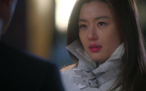 Mẹ chồng muốn lấy vợ mới cho con trai vì con dâu "không biết đẻ", cô đáp 1 câu khiến bà lặng người