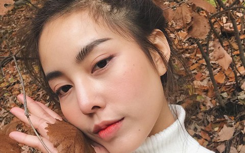 Dù chỉ là “tay mơ” trong chuyện trang điểm, bạn vẫn sẽ có được lớp makeup tự nhiên như không tô vẽ nếu biết 4 tips sau