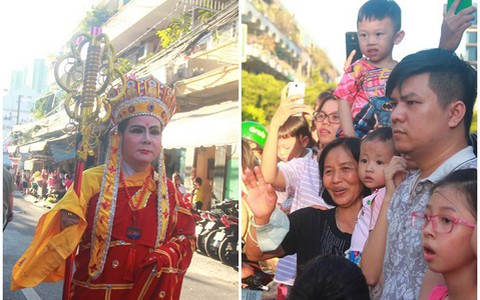 TP.HCM: Hàng ngàn người dân đi chùa cầu an, chen chúc xuống phố xem Bát Tiên khiến các tuyến đường kẹt cứng