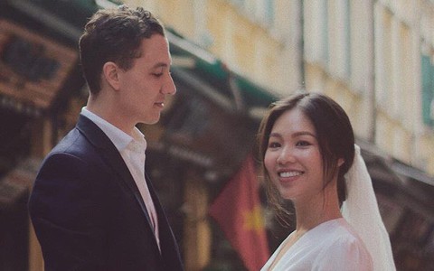 Ra đây mà xem minh chứng sống của "Mình yêu nhau bình yên thôi" với mối tình giản dị, không hoa, không quà, vun đắp hạnh phúc “gói gọn” trong 3 từ