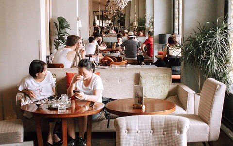 Loạt quán cafe, trà sữa bán xuyên Tết ở Hà Nội để tha hồ tụ tập đầu năm