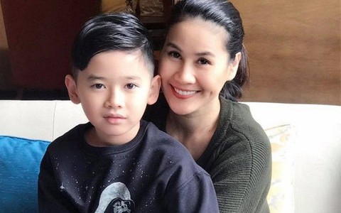 Vừa sinh con được ít hôm, diễn viên Thân Thúy Hà đã phải bức xúc vì những thông tin sai lệch về mình
