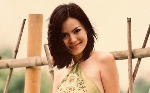 Bất ngờ trước loạt ảnh quá khứ của nữ đại gia đóng cảnh nóng với Bình An