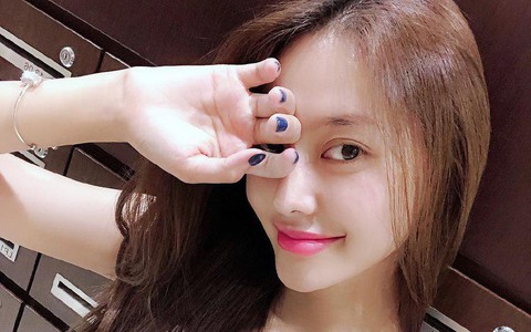 Sau bao lùm xùm với Lý Phương Châu, Linh Chi bất ngờ tuyên bố: "Chưa từng sống sai"