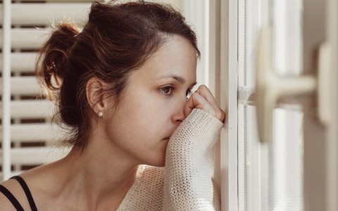 Đi chợ cùng chị dâu mà tôi xấu hổ muốn độn thổ còn chị vẫn dương dương tự đắc hả hê 
