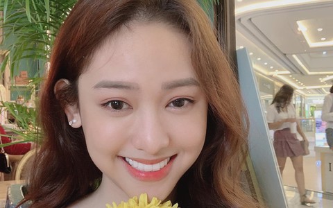 "Hot girl thị phi" Thúy Vi lại gây xôn xao khi khoe nhà, khoe spa sang xịn là do "tiền trai cho hết á"