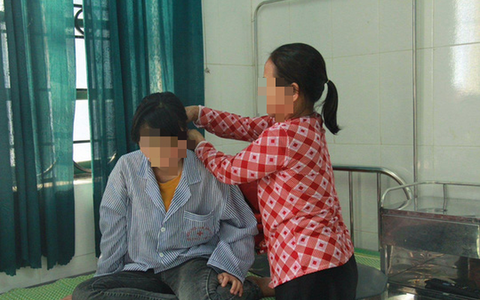 Hình phạt nào cho nhóm học sinh lột đồ, đánh hội đồng nữ sinh lớp 9 dã man?