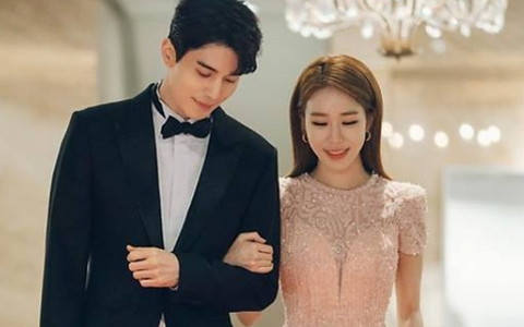Điểm lại những câu thoại sến súa rụng tim của Lee Dong Wook - Yoo In Na trong "Chạm đến trái tim"