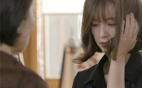 Thật thà kể chuyện nhà chồng cho em dâu nghe, ai ngờ cô ta lại làm điều này khiến tôi bị ăn đòn nhục nhã