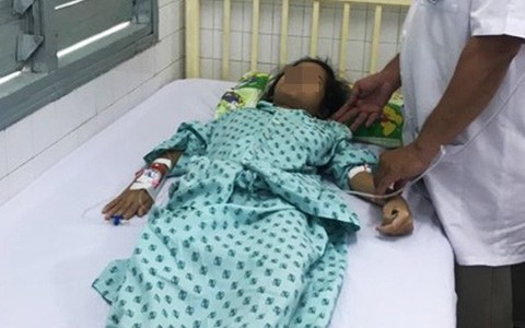 Sốc: Vừa có kỳ kinh nguyệt đầu tiên, bé gái 14 tuổi ở Bình Dương đã phát hiện ung thư tử cung thời kỳ cuối