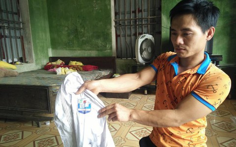 Nữ sinh bị lột đồ, đánh hội đồng ở Hưng Yên vẫn hoảng loạn, chưa thể đi học trở lại