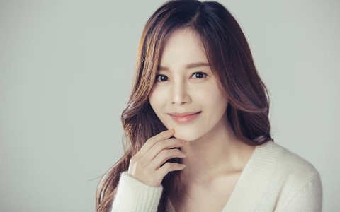 “Cô dâu vàng” Lee Young Ah cùng dàn sao của Hàn Quốc "đổ bộ" tới Việt Nam