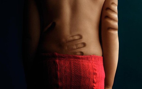 Có những "vết nựng" hằn sâu suốt cuộc đời – loạt hình ảnh khiến bạn không thể làm ngơ, vì im lặng là đồng lõa với tội ác