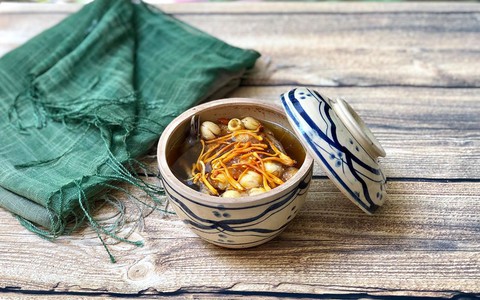 Ngày của Mẹ, nấu ngay bát canh dưỡng sinh bổ dưỡng mời mẹ