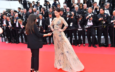 Nữ diễn viên Diên Hi Công Lược giãi bày chuyện bị đuổi khỏi thảm đỏ Cannes 2019, netizen bực bội: Thà không giải thích còn hơn 