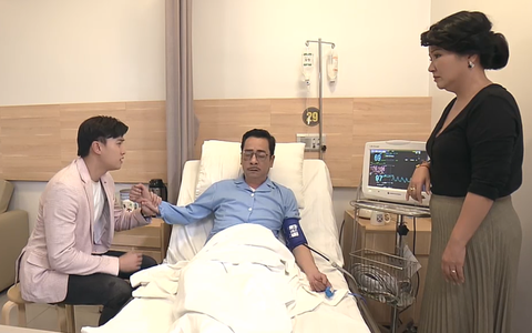 "Về nhà đi con" tập 29: Vũ nói câu "mất não" này khiến cả mẹ ruột cũng không chịu nổi mà phải thốt lên "Con ai mà ngu thế!"