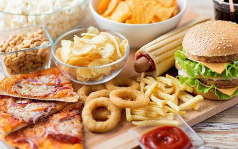 Kiểu ăn gây ung thư tương đương với nghiện rượu