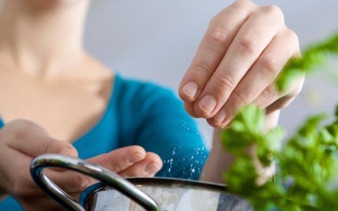 Bạn sẽ gặp họa nếu không bổ sung đủ i-ốt, đặc biệt là 2 nhóm đối tượng này