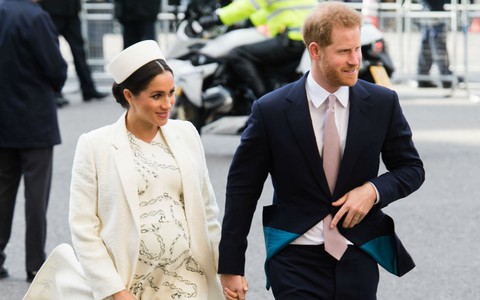 Sự thật bất ngờ: Con trai của Harry và Meghan vẫn chưa được gọi là "hoàng tử" và đây là lý do