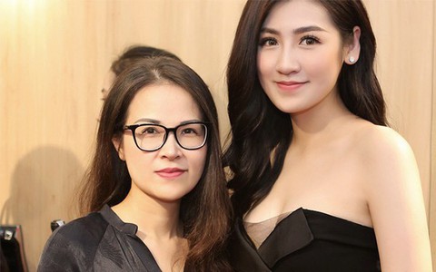 Đang có mối quan hệ tốt đẹp, mẹ Á hậu Tú Anh lại bất ngờ đòi "cắt đứt quan hệ" với con gái vì lý do này