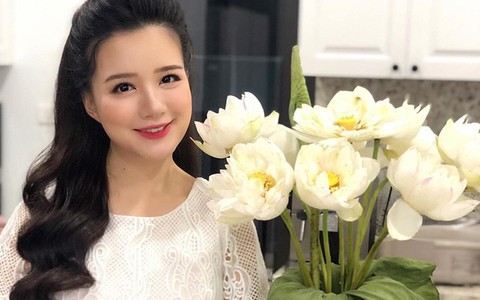 Xứng danh "bà mẹ siêu nhân", MC Minh Trang gia nhập hội mang bầu lần 4, cách cô báo tin cũng hết sức đặc biệt