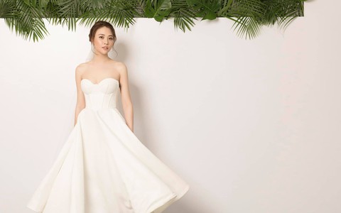 Không hổ danh Hoa khôi, Đàm Thu Trang tung ảnh cưới đơn giản nhưng vẫn xinh đẹp yêu kiều hết phần thiên hạ