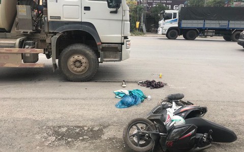Hà Nội: Nam sinh bị xe bồn tông gãy chân trên đường đi thi về 