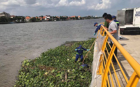 Cùng lúc phát hiện 2 thi thể nam giới trên sông Sài Gòn