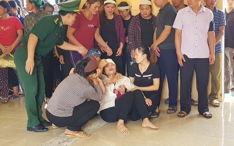Lặng người trong tang lễ thiếu tá biên phòng hy sinh khi truy bắt tội phạm ma túy