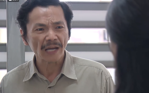 "Về nhà đi con" tập 40: Ông Sơn bị Khải sỉ nhục cực hỗn láo, fan mòn mỏi chờ “cái tát định mệnh”