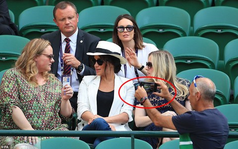 Meghan Markle bị tung bằng chứng "chảnh chọe", cấm người hâm mộ chụp hình nhưng phản hồi của Hoàng gia Anh mới khiến dư luận phẫn nộ