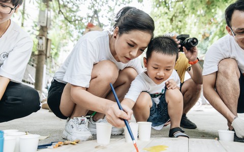 Những khoảnh khắc đẹp của các gia đình, KOLS trong hành trình mang sân chơi thật trở lại