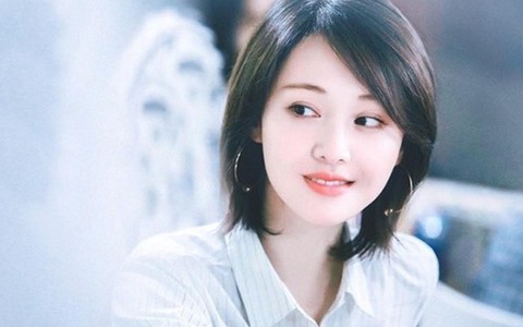 Bị chê diễn dở đến mức cắt 80% đất diễn, Trịnh Sảng vẫn làm nữ sinh đáng yêu thế này