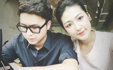 Lâu lâu mới khoe chồng, Á hậu Tú Anh lại khiến nhiều người ghen tị với độ chiều vợ của ông xã 