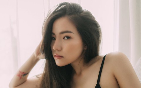 Bị "bóc phốt" con người thật đáng sợ, Lý Phương Châu tuyên bố: "Có mỗi chuyện ly dị mà nhai đi nhai lại không ngán à"