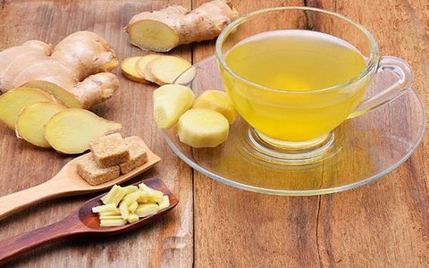 Thủ sẵn trong nhà vài nhánh gừng, mẹ chữa được vô số bệnh cho con với giá cực "hạt dẻ"