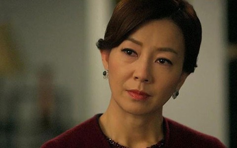 Suốt ngày bị mẹ trách vì lấy vợ xa nên giờ vất vả, chồng đáp một lời khiến tôi ngỡ ngàng còn bà nín thinh