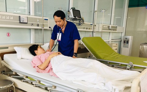Bác sĩ nhắn nhủ "bà bầu" sau cuộc chạy đua cứu sản phụ mang song thai bị vỡ tử cung