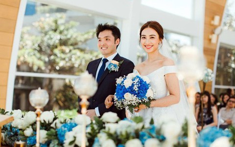 Chuyện tình có một không hai trong lịch sử Cbiz của Á hậu Hong Kong: 31 năm chỉ yêu và cưới một người duy nhất là cậu bạn thanh mai trúc mã