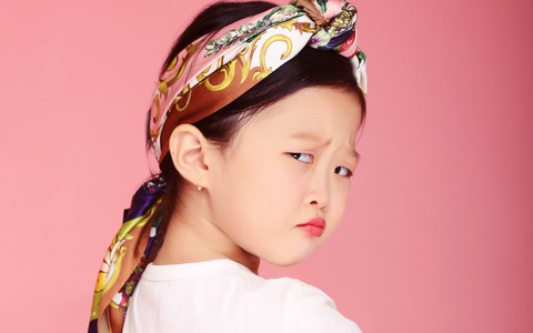 Bé 5 tuổi 3 lần vô địch Nhanh như chớp nhí: "Chị Ba bất biến" là ai mà khiến hàng loạt sao Việt phát cuồng?