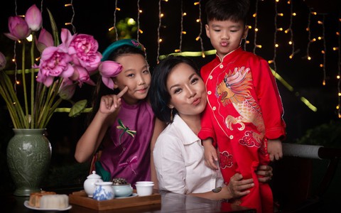 Thái Thùy Linh khoe con gái xinh xắn, nói lời xúc động về "hợp đồng làm mẹ" 