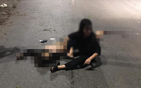 Thái Nguyên: Xe máy Exciter 'kẹp 5' tông vào dải phân cách, 4 sinh viên tử vong tại chỗ