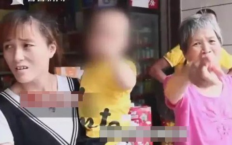 Để chị 3 tuổi trông em, bé trai 1 tuổi bỗng nhiên "bốc hơi" mà bố mẹ không hề biết