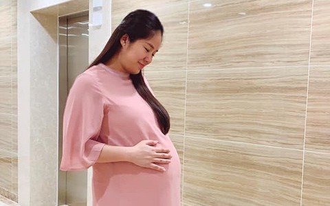 Trước giờ lên bàn đẻ, Lê Phương bật mí cuộc nói chuyện xúc động với con trai giúp cô vượt qua những cơn đau 