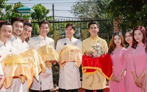 Hết hồn với loạt ảnh gây lầm tưởng Quốc Trường cưới vợ, nhìn kỹ hóa ra là thế này