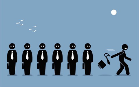 Đồng nghiệp thân yêu nghỉ việc? Đừng buồn! Đây chính là cơ hội để bạn bứt phá và đạt được thành công